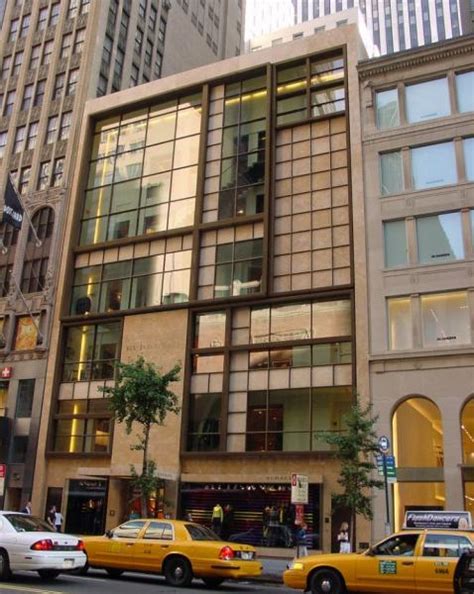 w new york to burberry new york